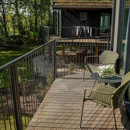Met Hottub & Sauna | 5 Personen Villa Wekerom