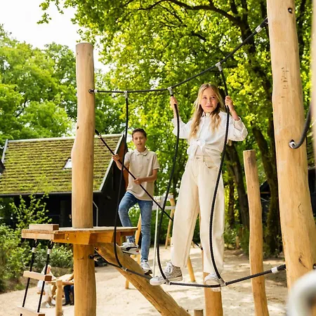 Met Hottub & Sauna | 5 Personen Villa Wekerom