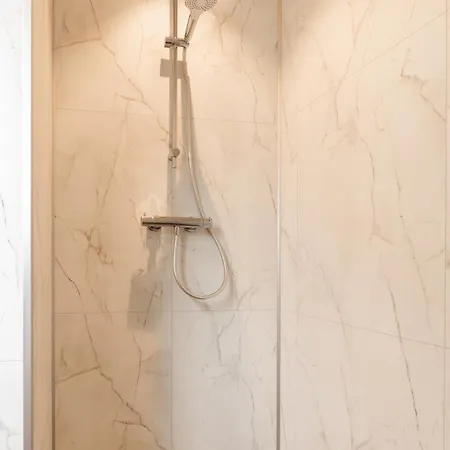 Villa Met Hottub & Sauna | 4 Personen - Valley