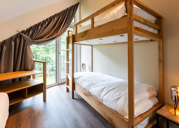 Villa Met Hottub&sauna | 4 Personen *