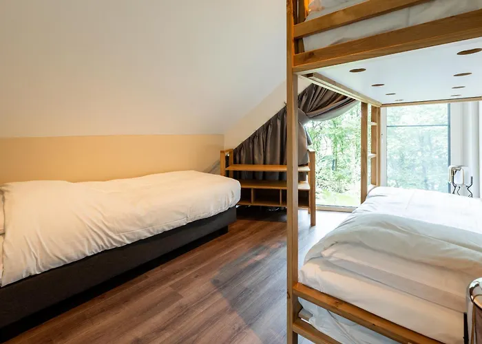 Villa Met Hottub&sauna | 4 Personen *