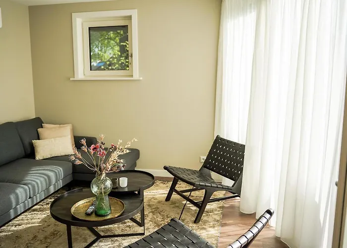 Met Hottub&sauna | 4 Personen Villa