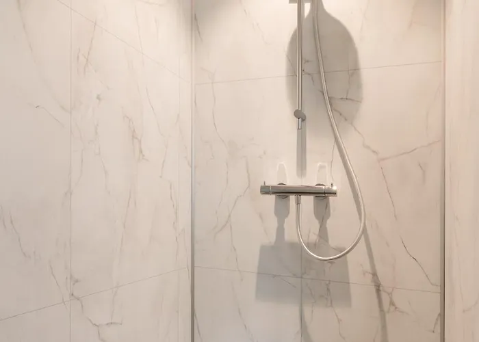 Villa Met Hottub&sauna | 4 Personen *